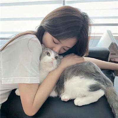 薇拉与伊娃